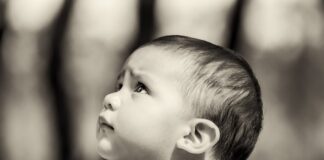 jakie krzesełko do karmienia