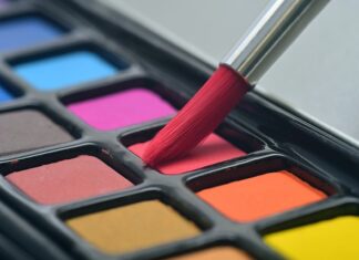 Czy malować słupki przed betonowaniem?